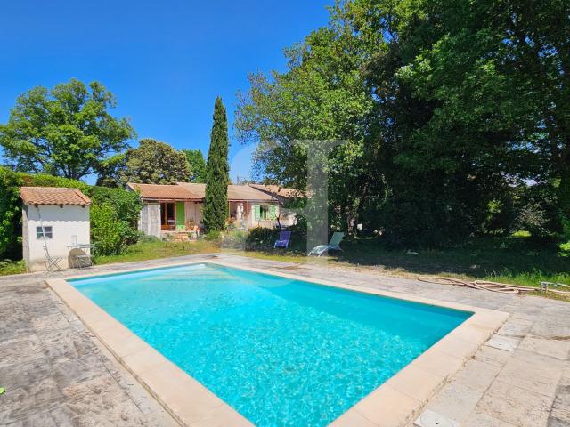 Maison vente à Carpentras, Sainte-cécile-les-vignes