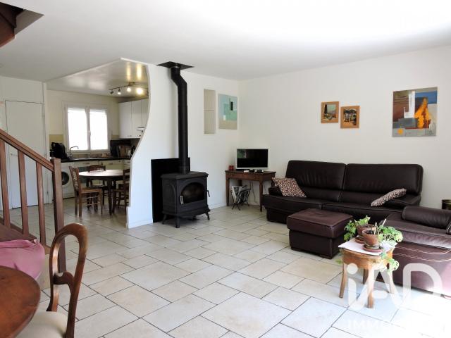 Maison vente à Versailles, Montigny-le-bretonneux