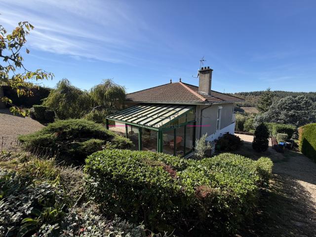 Maison vente à Bourg-de-Thizy, Thizy-les-Bourgs