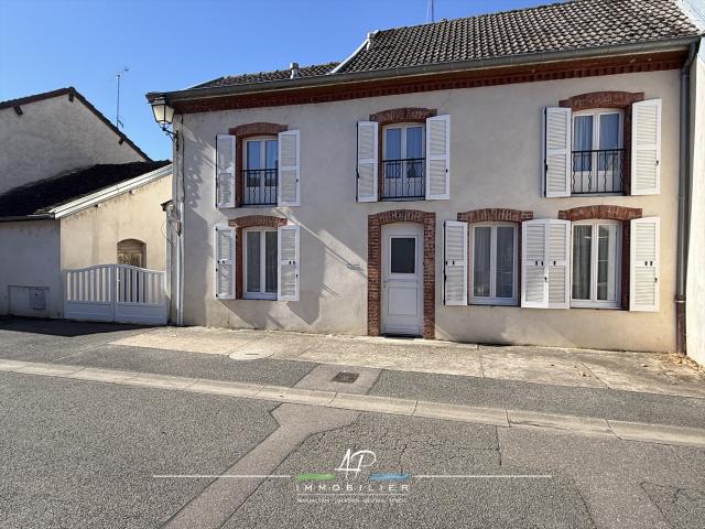 Maison vente à Mirebeau-sur-Bèze, Côte-d'Or