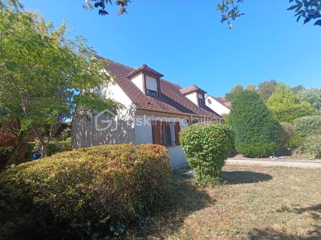 Maison vente à Dontilly, Donnemarie-Dontilly