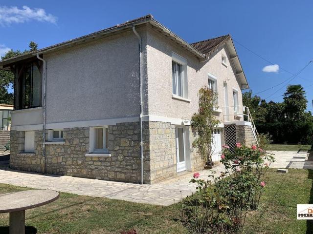 Maison vente à Sarlat-la-Canéda, Terrasson-lavilledieu