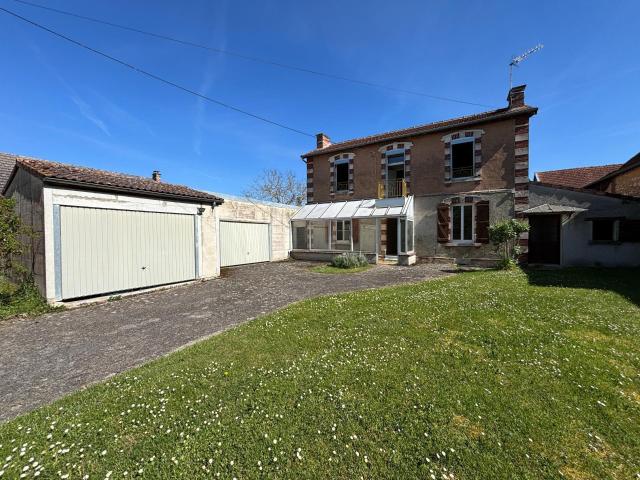 Maison vente à Auxerre, Laduz