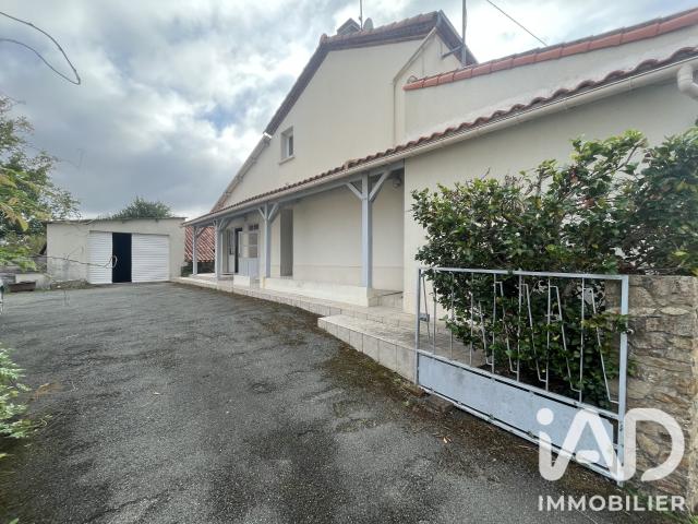 Maison vente à Fontenay-le-Comte, La Pommeraie-sur-sèvre