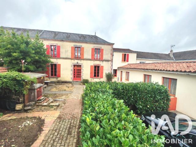 Maison vente à Les Plochères, Saint-Pierre-du-Chemin
