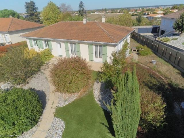 Maison vente à Ruffec, Charente