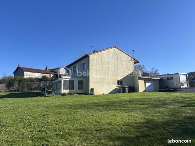 Maison vente à Parthenay, Vernoux-en-gâtine