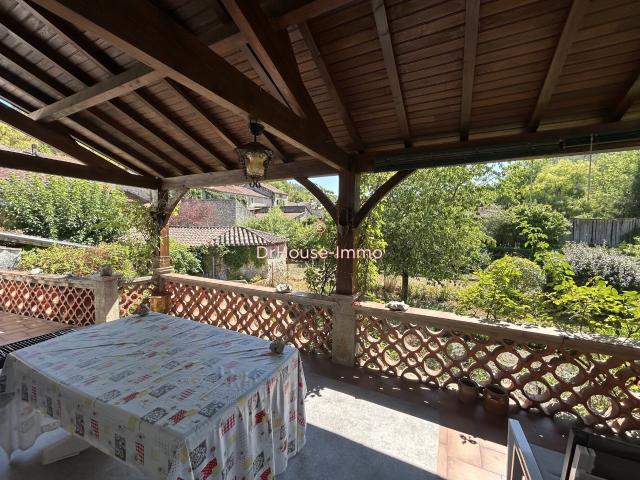 Maison vente à Douelle, Lot
