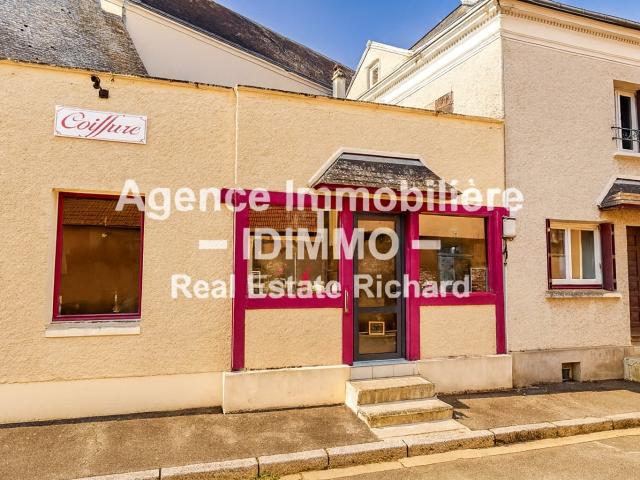 Maison vente à Montargis, Corbeilles