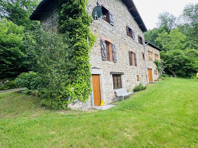 Maison vente à Chez Ferrand, Saint-Victor-Montvianeix