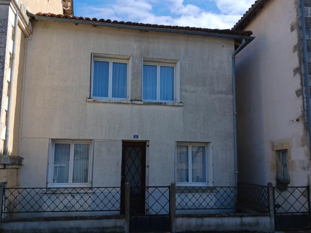 Maison vente à Les Roches, Saint-Secondin