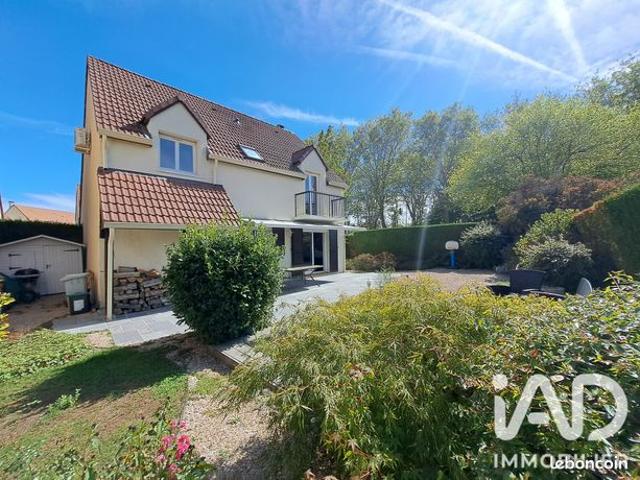 Maison vente à Versailles, Plaisir