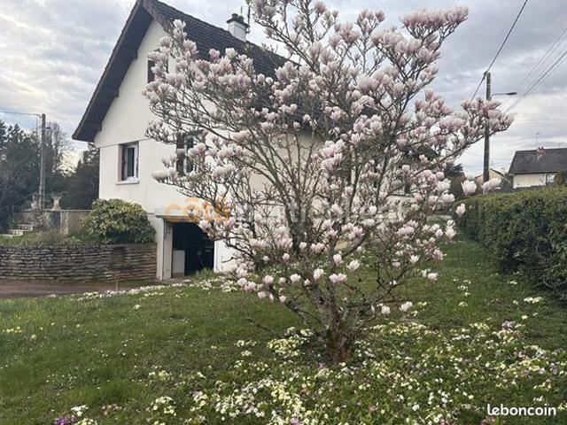 Maison vente à Ussel, Saint-rémy