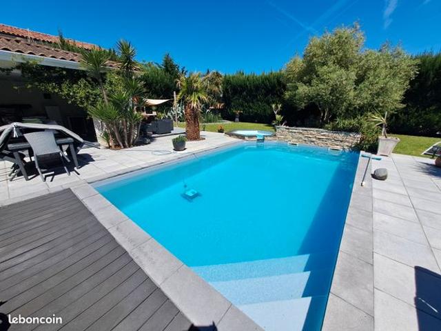 Maison vente à Saint-Laurent-d'Arce, Gironde