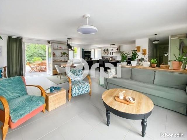 Maison vente à Mantes-la-Jolie, Follainville-dennemont