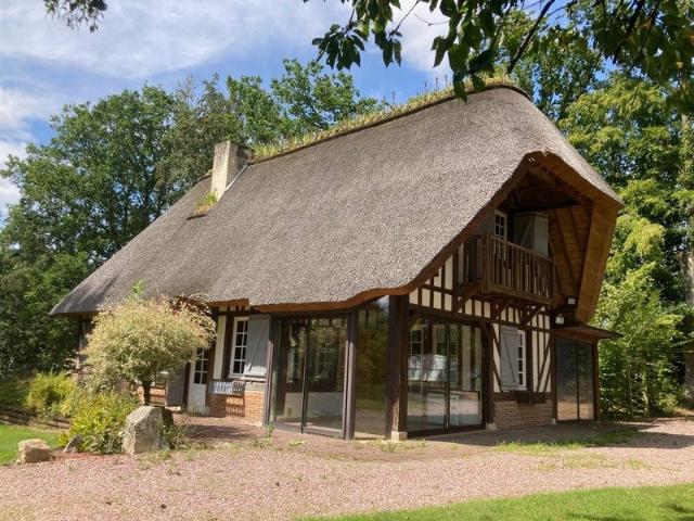 Maison vente à Lisieux, L'hôtellerie