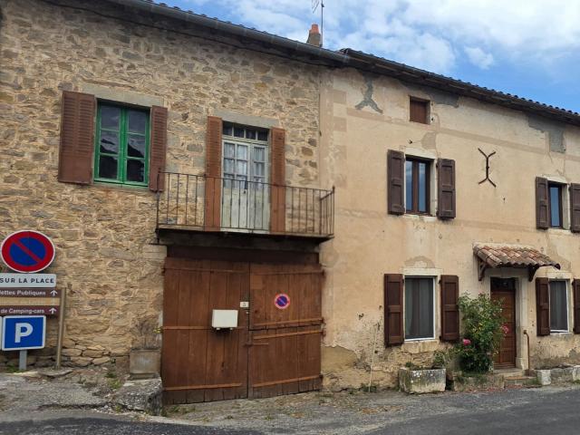Maison vente à Larjalas, Sainte-Eulalie-de-Cernon