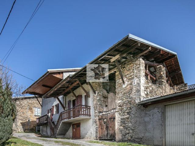 Maison vente à Chambéry, La Table