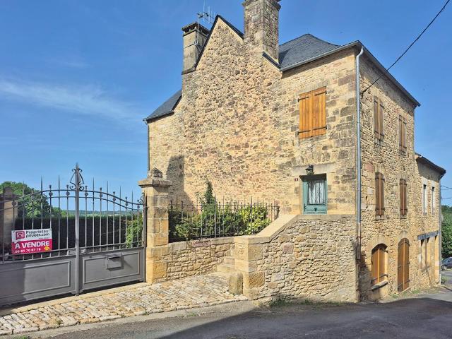 Maison vente à Sarlat-la-Canéda, Salignac-eyvignes
