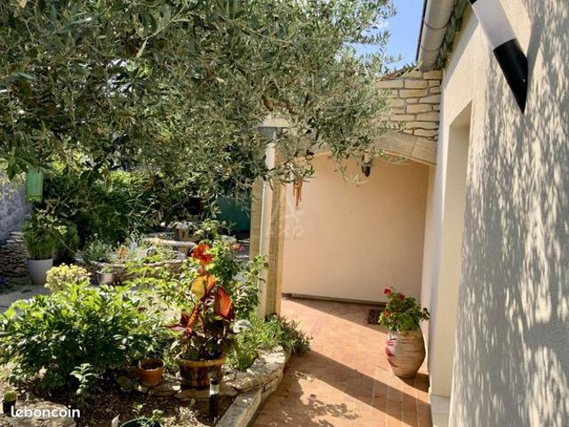 Maison vente à Nîmes, Manduel