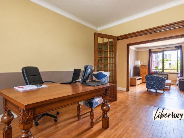 Maison vente à Place Nelson Mandela, Ris-Orangis
