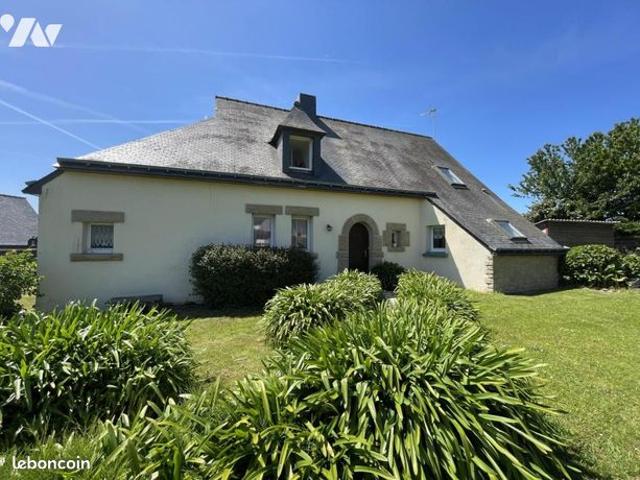 Maison vente à Guingamp, Bretagne