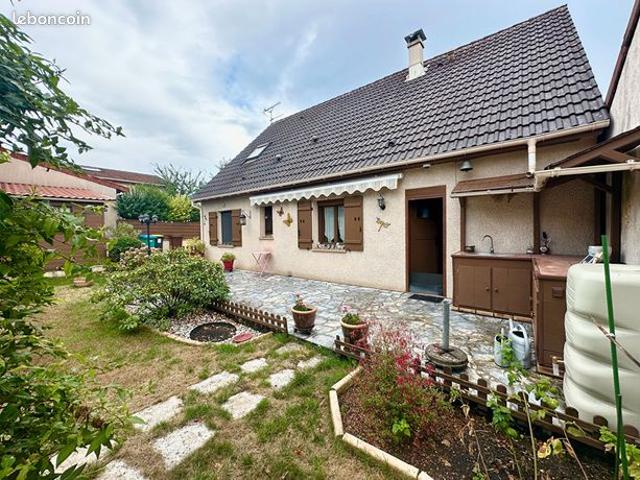 Maison vente à Corbeil-Essonnes, Essonne