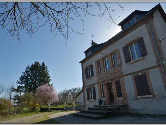 Maison vente à Saint-Amand-Montrond, Villecelin