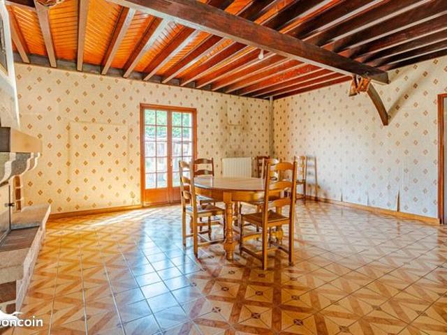 Maison vente à Bordeaux, Carbon-blanc
