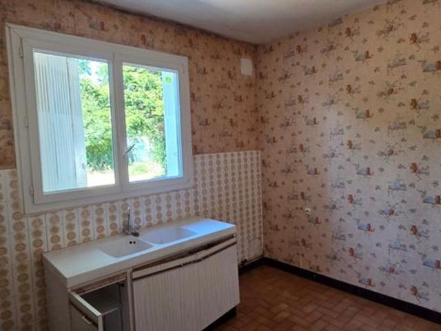 Maison vente à Montmorillon, Saint-pierre-de-maillé