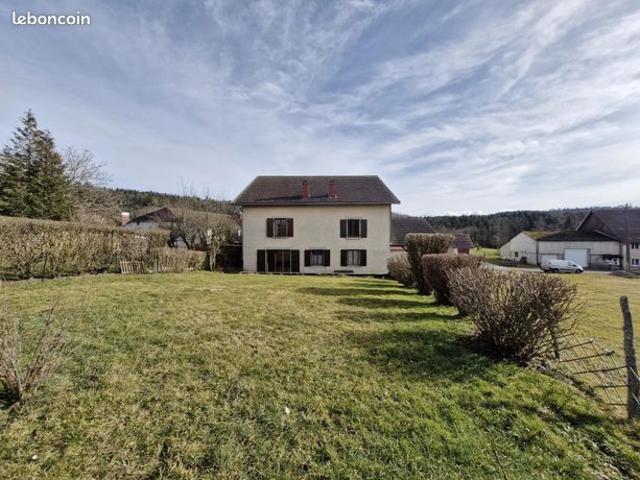 Maison vente à Lons-le-Saunier, Censeau