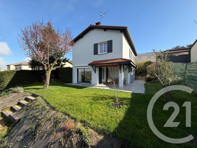 Maison vente à Saint-Étienne, Auvergne-Rhône-Alpes