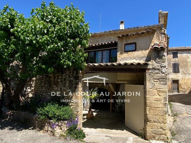 Maison vente à Nîmes, Flaux