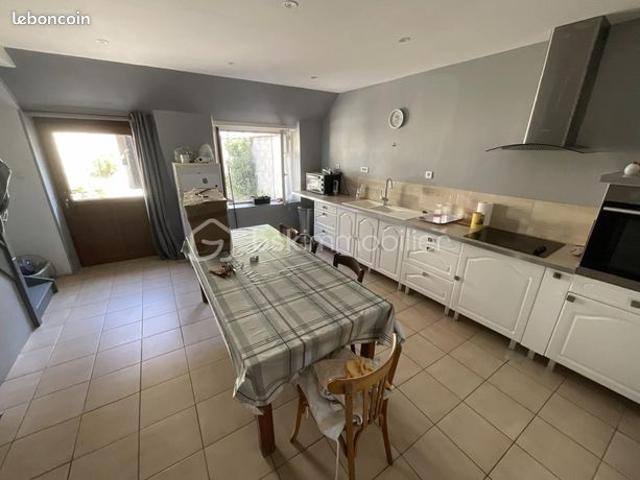 Maison vente à Sens, Villeneuve-l'archevêque