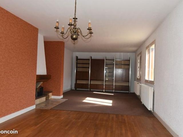 Maison vente à Vesoul, Attricourt