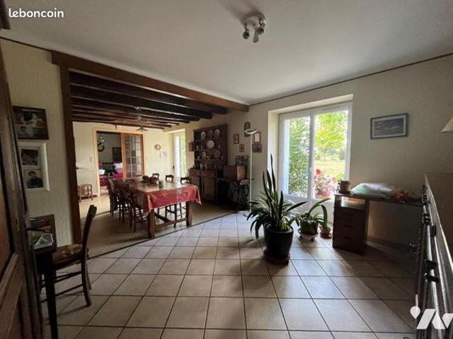 Maison vente à Saint-Nazaire, Sévérac