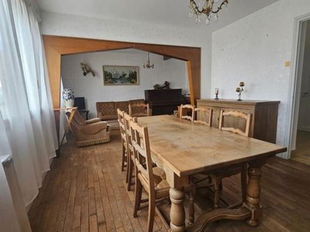 Maison vente à Vervins, Brunehamel