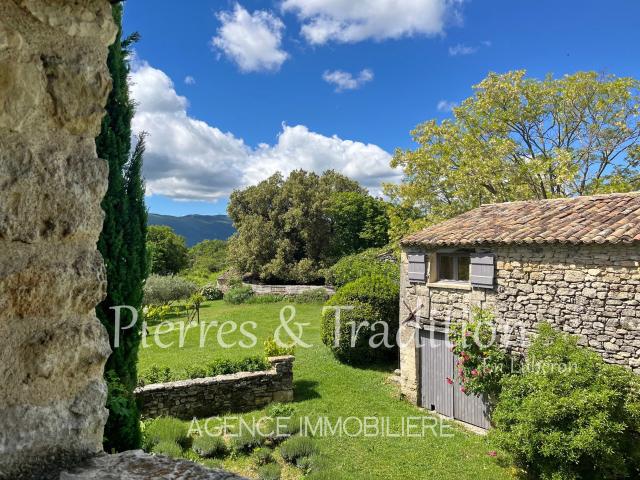 Maison vente à Apt, Saint-martin-de-castillon
