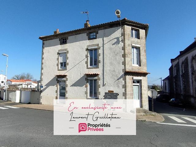 Maison vente à Bressuire, Mauléon