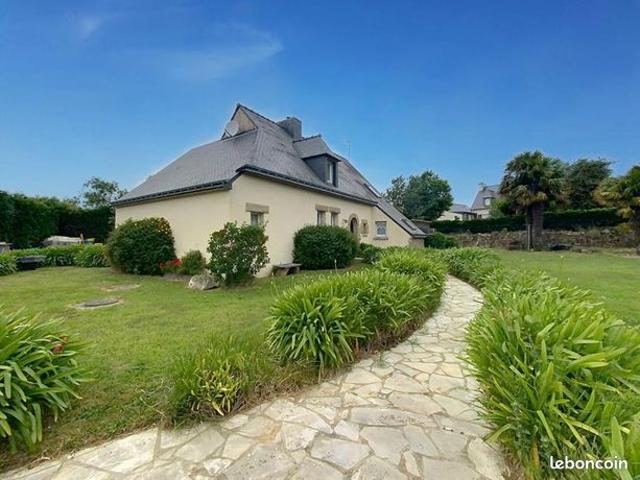 Maison vente à Guingamp, Bretagne