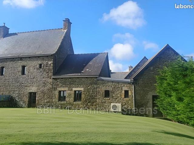 Maison vente à Guingamp, Bretagne
