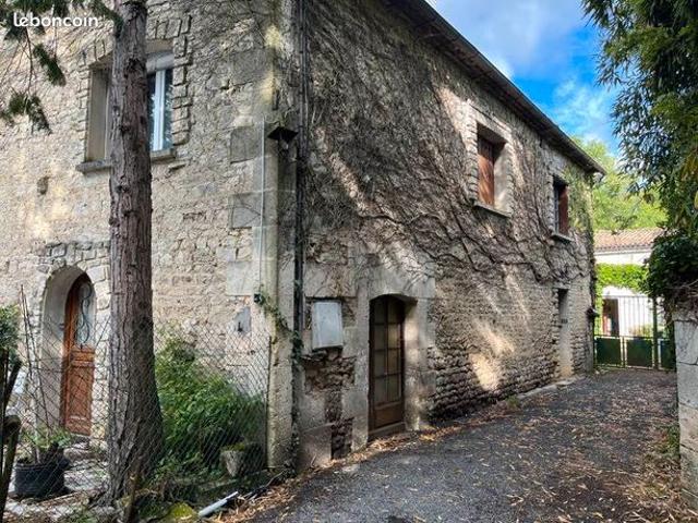 Maison vente à Montmorillon, Champniers