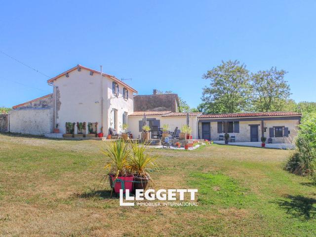 Maison vente à Champ Poignard, Salles
