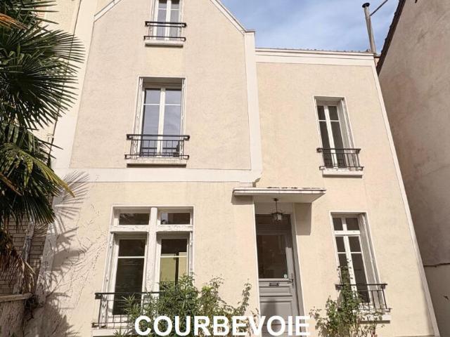 Maison vente à Quartier Cœur de Ville, Courbevoie
