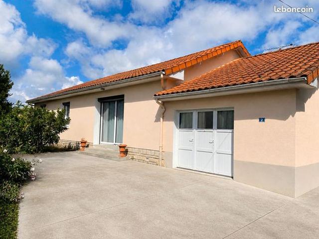 Maison vente à Vichy, Charroux