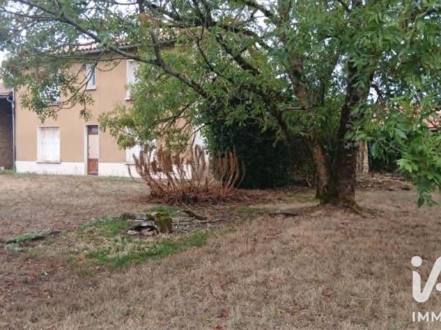 Maison vente à Sauzé-Vaussais, Mairé-Levescault