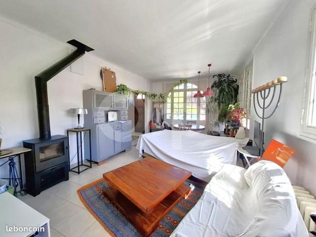 Maison vente à Saintes, Médis
