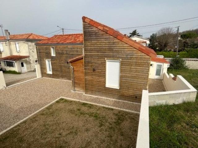 Maison vente à Angoulême, Aignes-et-puypéroux