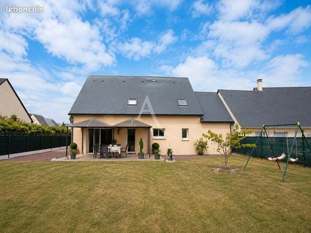 Maison vente à Tours, Monnaie