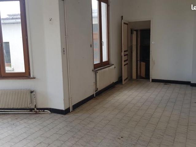Maison vente à Arras, Vélu